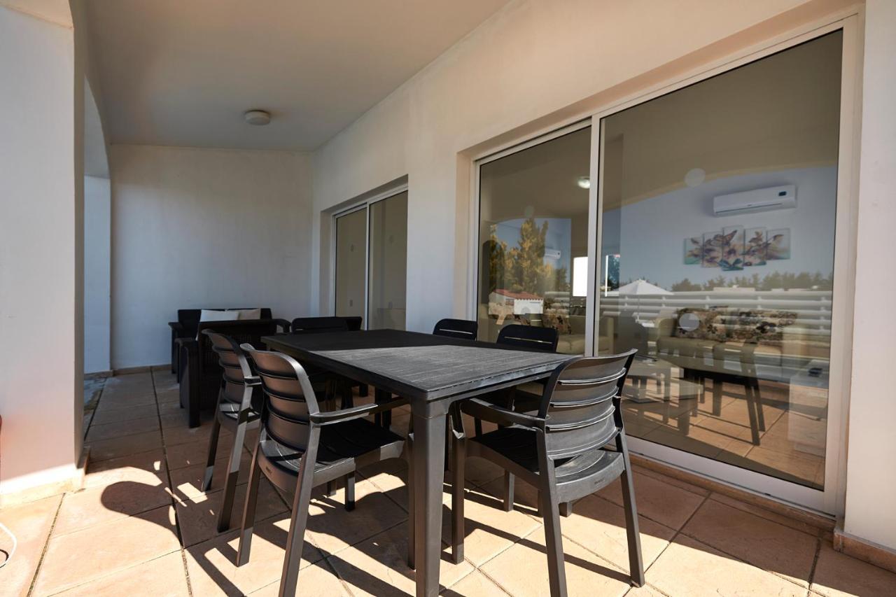 קורל ביי Bungalow Casa Bonita By Ezoria Villas מראה חיצוני תמונה