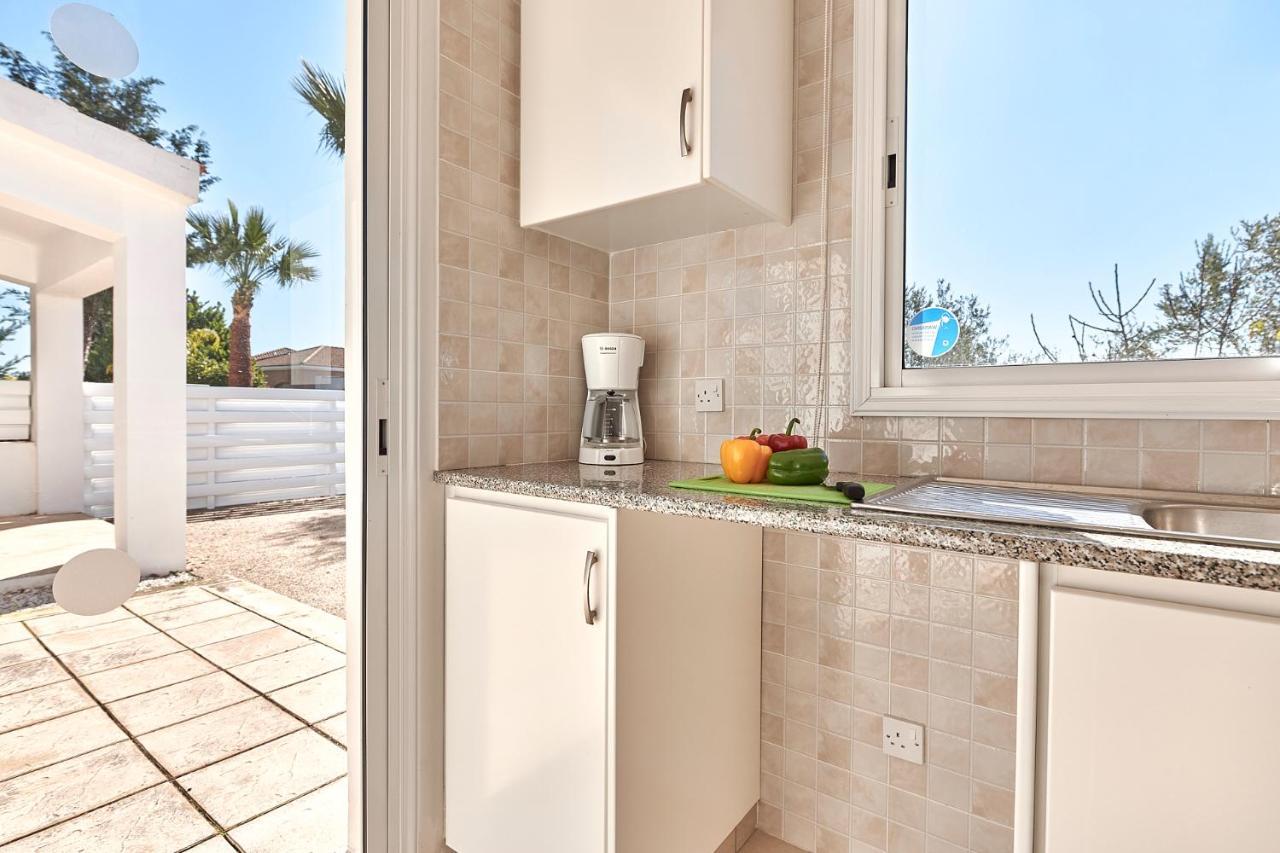 קורל ביי Bungalow Casa Bonita By Ezoria Villas מראה חיצוני תמונה